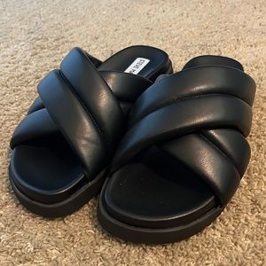 Women's Motte Crisscross Footbed Sandals